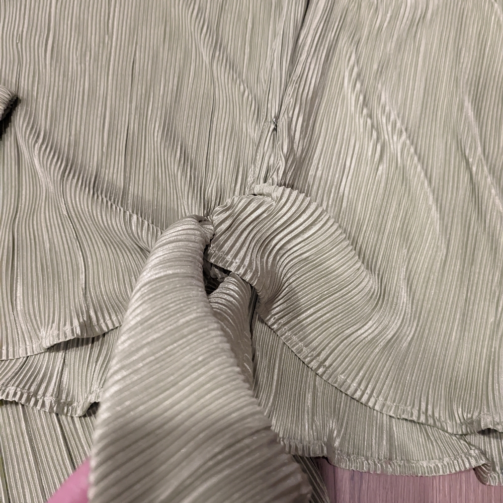 Green Pleated Two-Piece Set - Picture 9 of 9